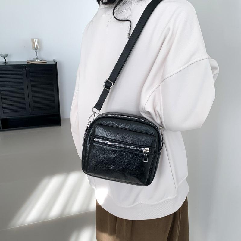 Модные женские сумки Весенние простые новые трендовые модные сумки через плечо Простые повседневные сумки Квадратные сумки на одно плечо