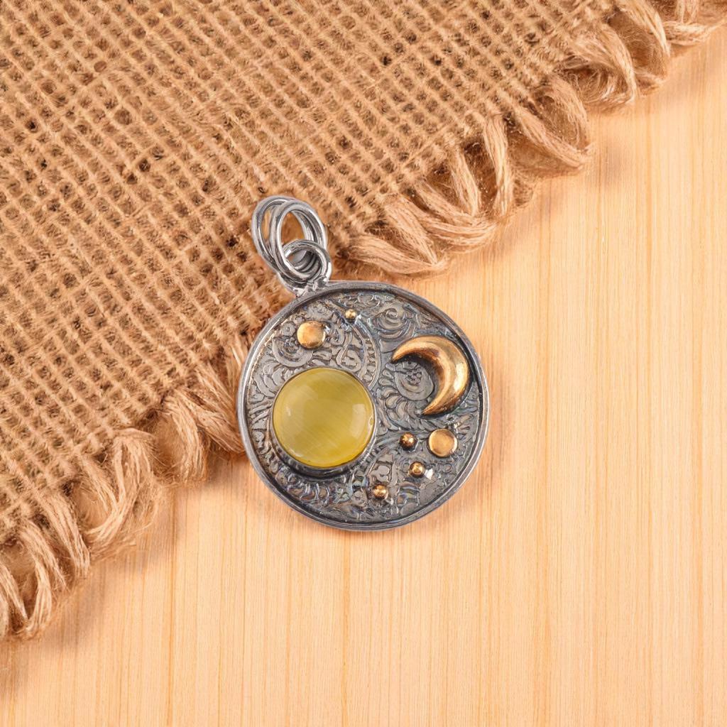 Yellow Cat's Eye Gemstone 925 Sterling Silver Jewelry Handcrafted Pendant 1.30" PP-33-43
