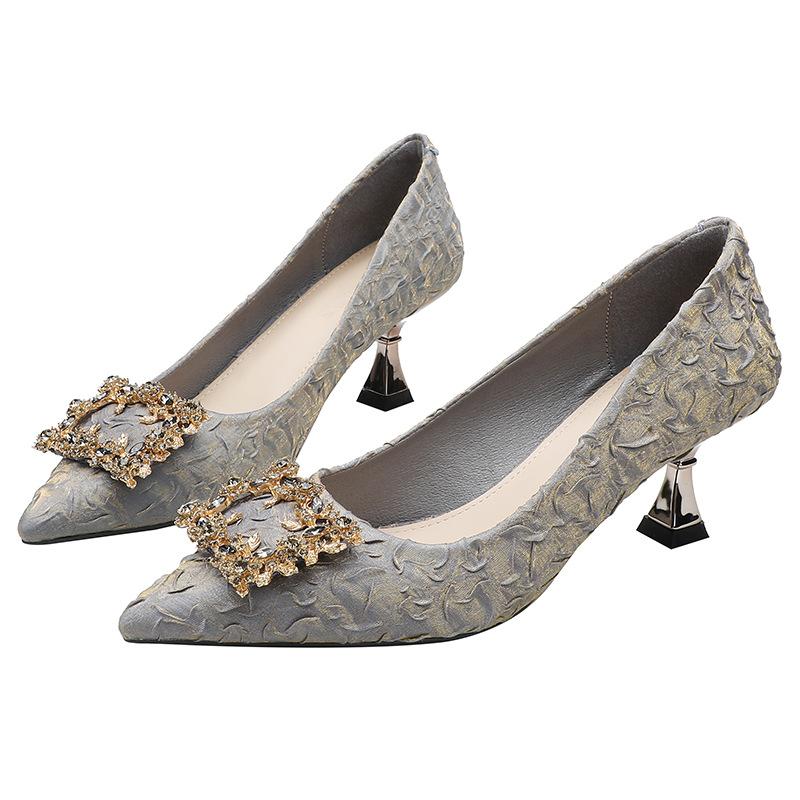 2025 новые туфли-лодочки с квадратной пряжкой из стразов, корейская версия, острый носок, рюмка и высокие каблуки, повседневные для работы, туфли-лодочки на шпильке для женщин