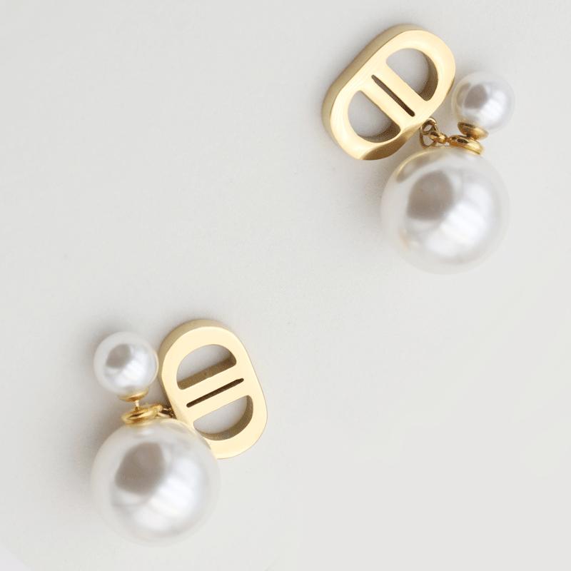 Light Luxury Niche Retro Trendy Small Fragrant Style Stud Earrings, Women'S Double D Pearl Earrings, Advanced Sense