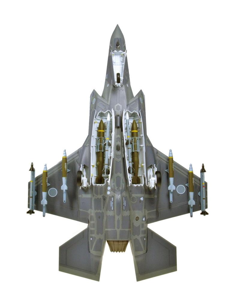 Doyusha 1/72 масштаб Силы самообороны F-35A Lightning II пластиковая модель (72-F35-4500)