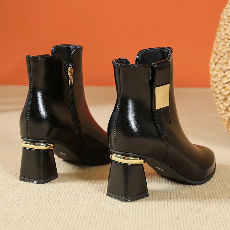 Модные новые ботильоны на платформе для женщин Осень Зима Дизайнерские женские туфли на мягкой подошве Модные ботинки из кожи на острие в британском стиле Женские