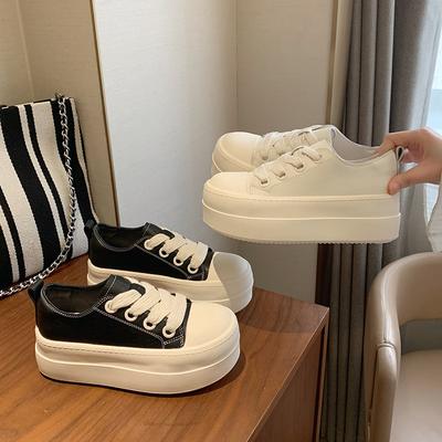 Европейские туфли на толстой подошве из натуральной мягкой кожи, женские, весна 2025, новые маленькие белые туфли с круглым носком, на шнуровке, повседневные туфли для хлеба