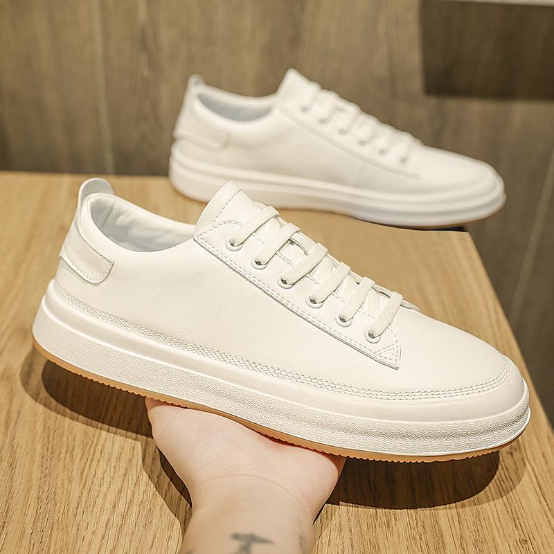 Fashion Italian Men White Leather Casual Flat Designer Shoes Fashion New Antiskid Walking Shoes Comfy Vulcanized Tenis Masculinos Shoes