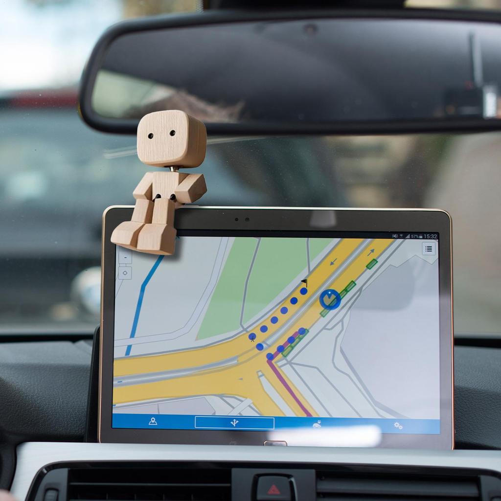 Shaking Feet Wooden Human Figure Desktop Dashboard Funny Sculpture Ornament for Family Outings Road Trips Commuting Dormitory