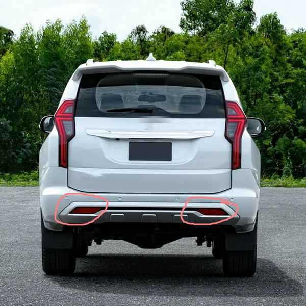 Светодиодные стоп-сигналы для Mitsubishi Pajero/Montero Sport (1 пара)