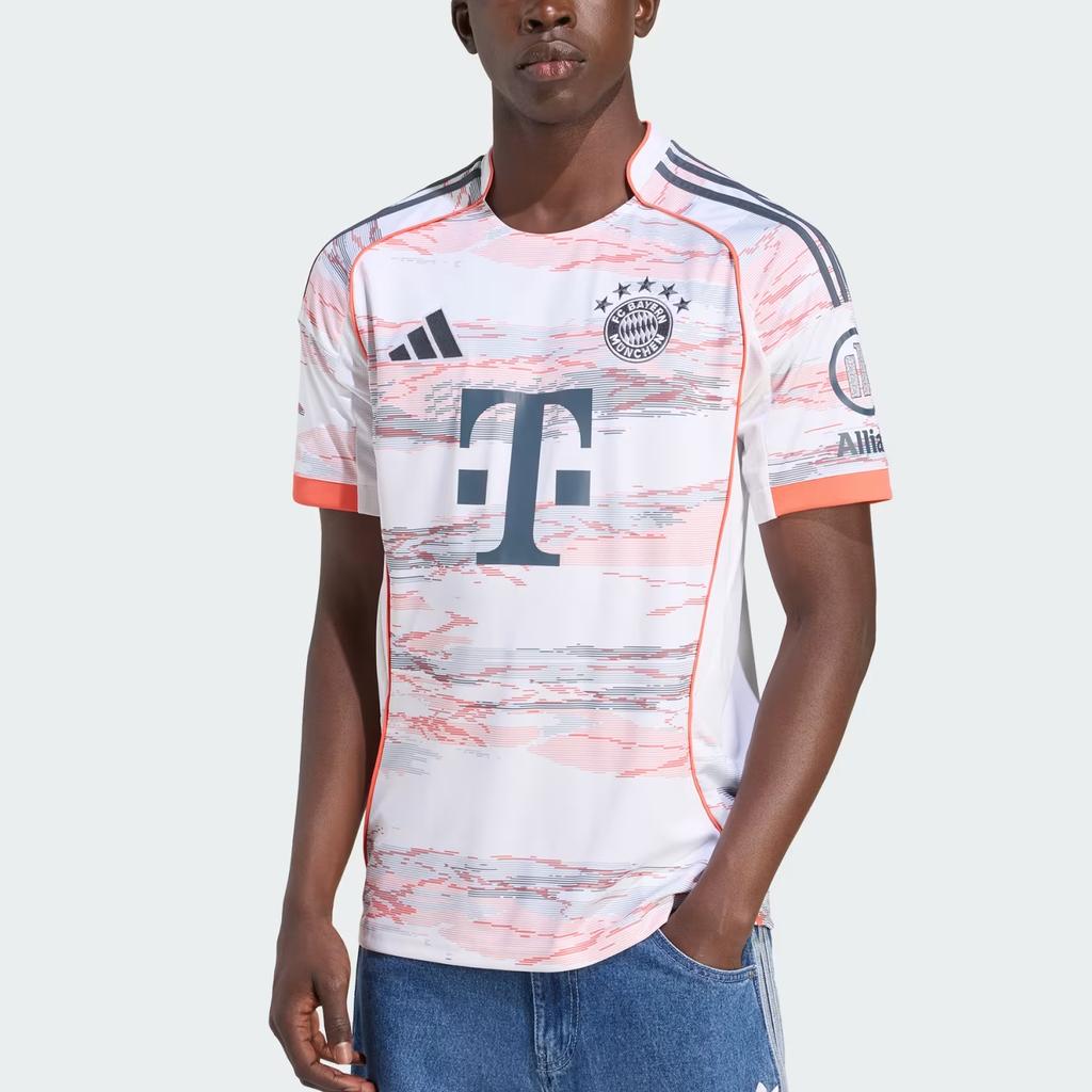 adidas Бесплатная доставка с AdiClub Футболка ФК Бавария 25/26 выездная JJ2143