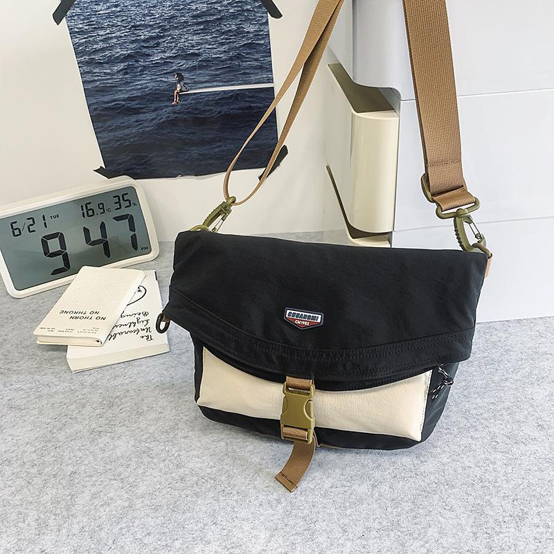 New Trendy Work Style Lightweight Waterproof Casual Small Square Bag for Men and Women Large Capacity Single Shoulder Crossbody Bag Versatile