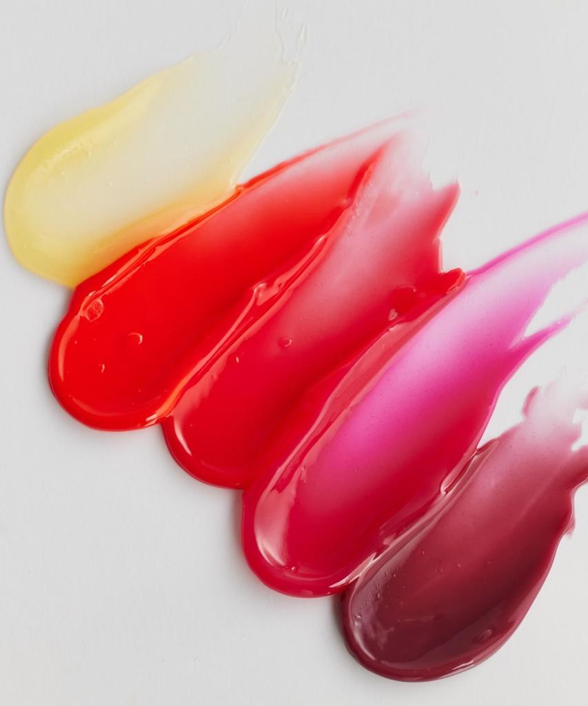 Jojoba Lip Butter (Bright Coral 02)