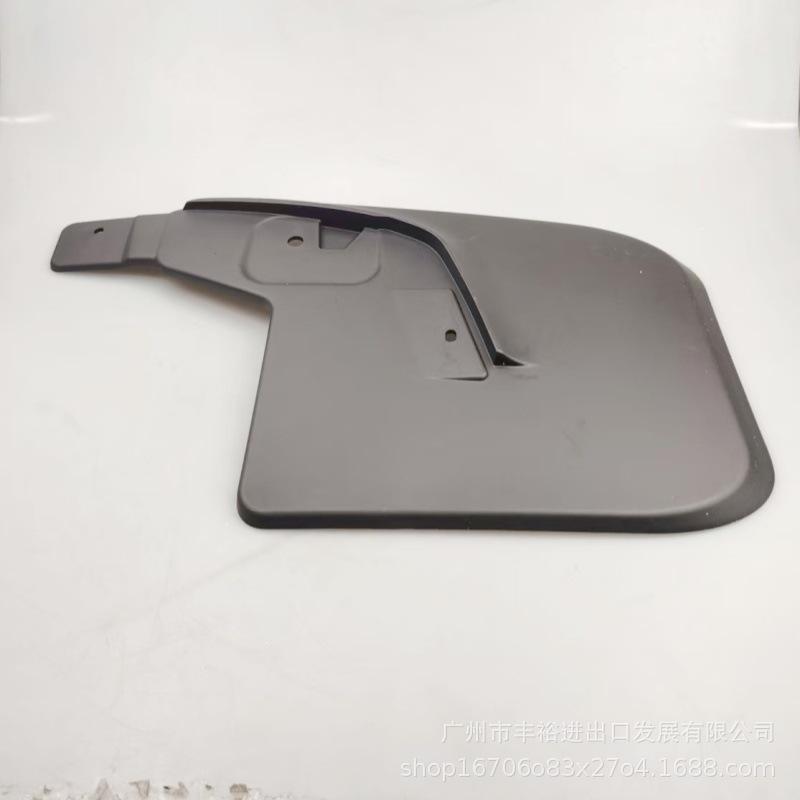 Брызговик крыла для пикапа SAIC Maxus T60/T70