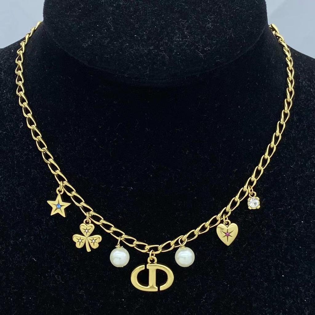 Жемчужное ожерелье с буквой и бриллиантами для женщин