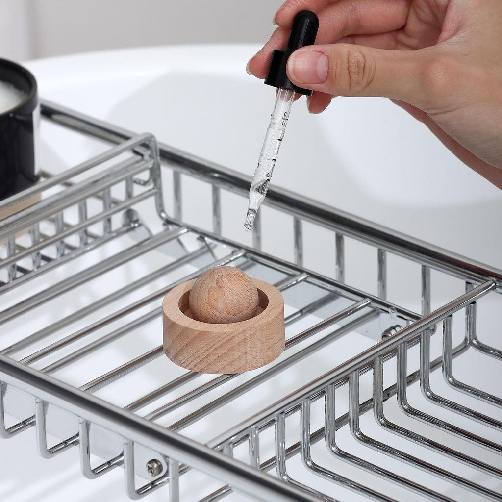 Round Wood Aromatherapy Diffuser - Long-Lasting Essential Oil and Car Fragrance Ornament for Home and Bedroom.