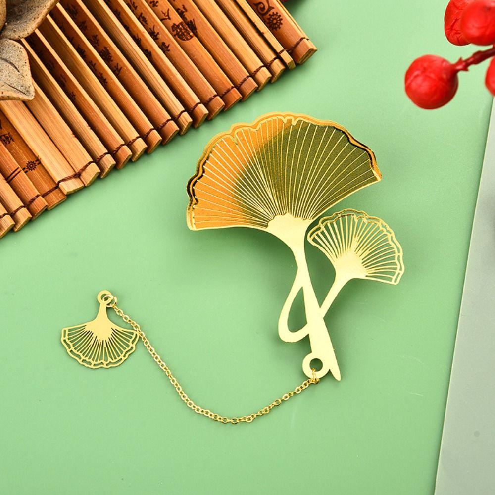 Roses Metal Bookmark Pendant Rose Bookmark Valentine's Day Gift Lotus Leaf Book Mark  Reading