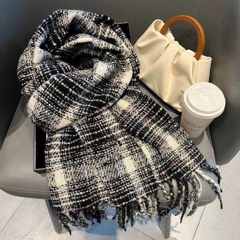 New autumn and winter Korean version of student fashion couple ins versatile shawl white warm scarf