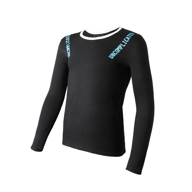 Легкий мужской хлопковый топ с круглым вырезом — удобное, дышащее, однотонное базовое нижнее белье на осень.