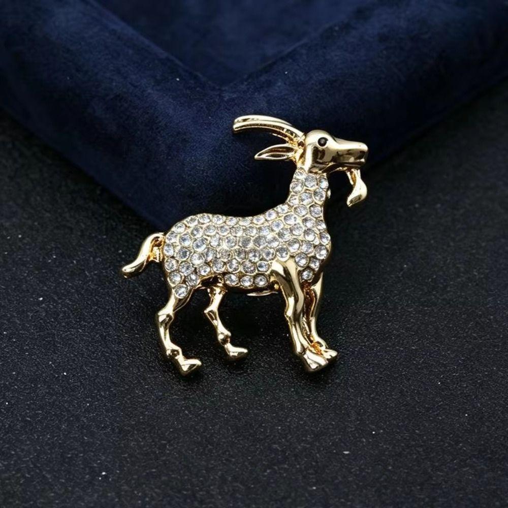 Animal Rhinestone Lapel Pin Enamel Goat Sheep Metal Badge Fashion Sheep Brooch Women Clothing
