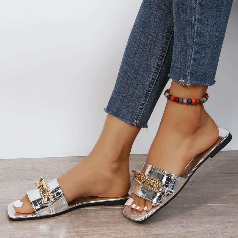 Мода 2024 Лето Плоская подошва Женские тапочки Тренд Мода Открытый Пляж Золотая Цепочка Дизайн Шлепанцы Квадратный Носок Тапочки с Открытым Носком