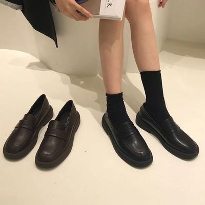 Модные лоферы IPPEUM Женская обувь Черная искусственная кожа 2025 Новая мода Круглый носок Мэри Джейн Плоская подошва