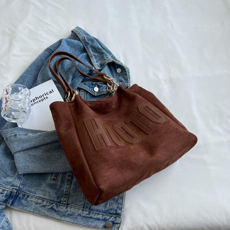 Женская большая сумка-тоут с буквенным принтом, сумка через плечо с цепочками, сумка через подмышку