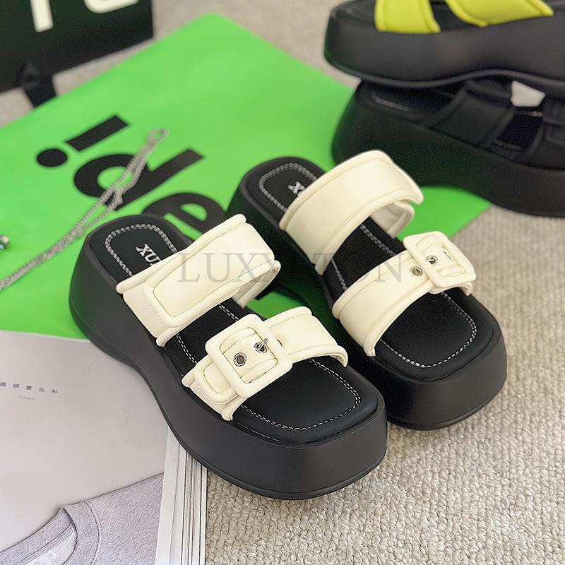 Обувь для женщин Тапочки на плоской платформе Современные тапочки Новые дизайнерские модные нескользящие туфли на платформе Женская обувь Zapatillas Mujer