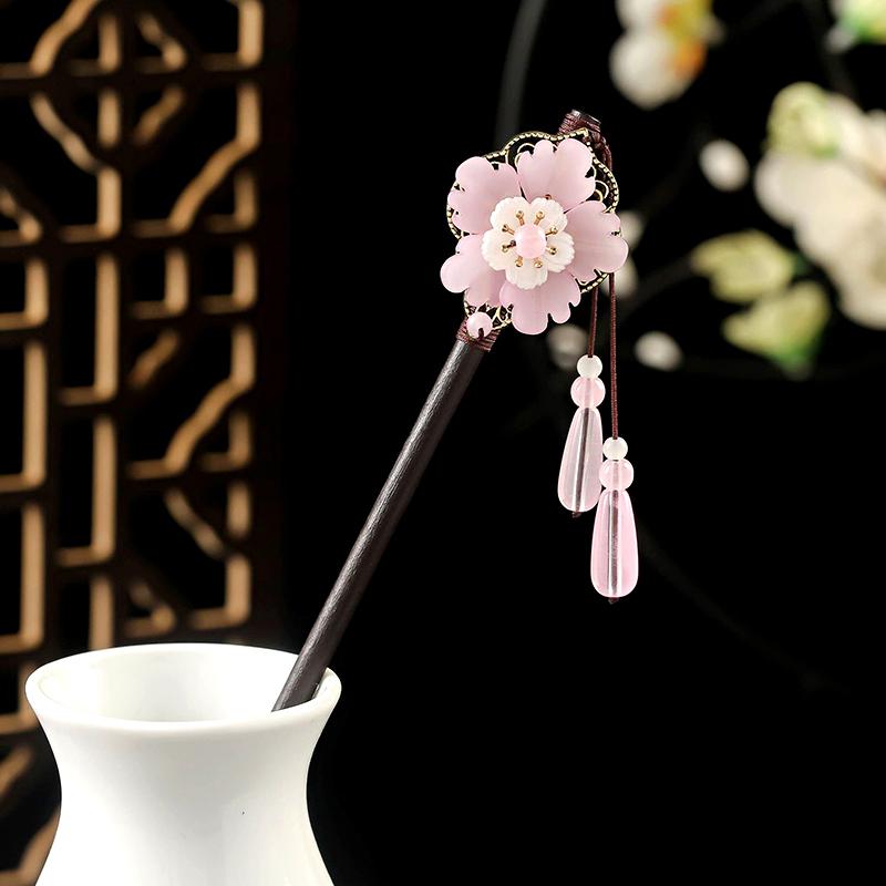 1PC Tassel Elegant Hair Accessories Pretty Ancient Style Classical Flower High-end Hairpin Exquisite Wooden