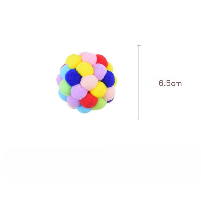 Разноцветный Плюшевый Мячик-Колокольчик для Кошек - Веселые и Царапающиеся Плюшевые Мячики для Самостоятельной Игры с Кошками.