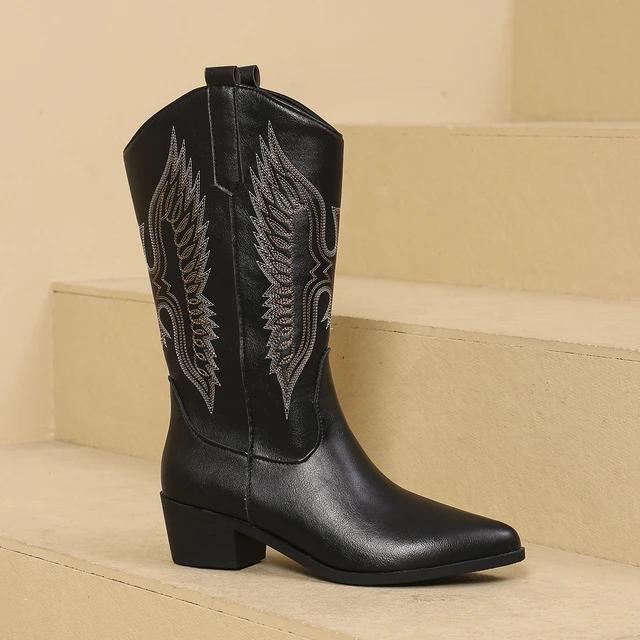 Сапоги Cowgirl до колена, новый тренд 2024 года, зимняя обувь на танкетке с вышивкой для женщин, белые, красные, розовые, ковбойские сапоги Cowgirl