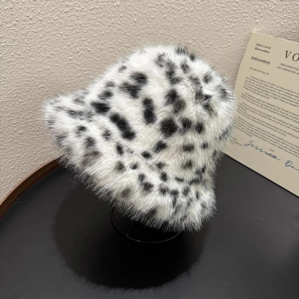 2025 Winter Puffy Faux Fur Bucket Hats Women Fashion Leopard Print Plush Sun Hats Thickened Warm Imitation Fur Panama