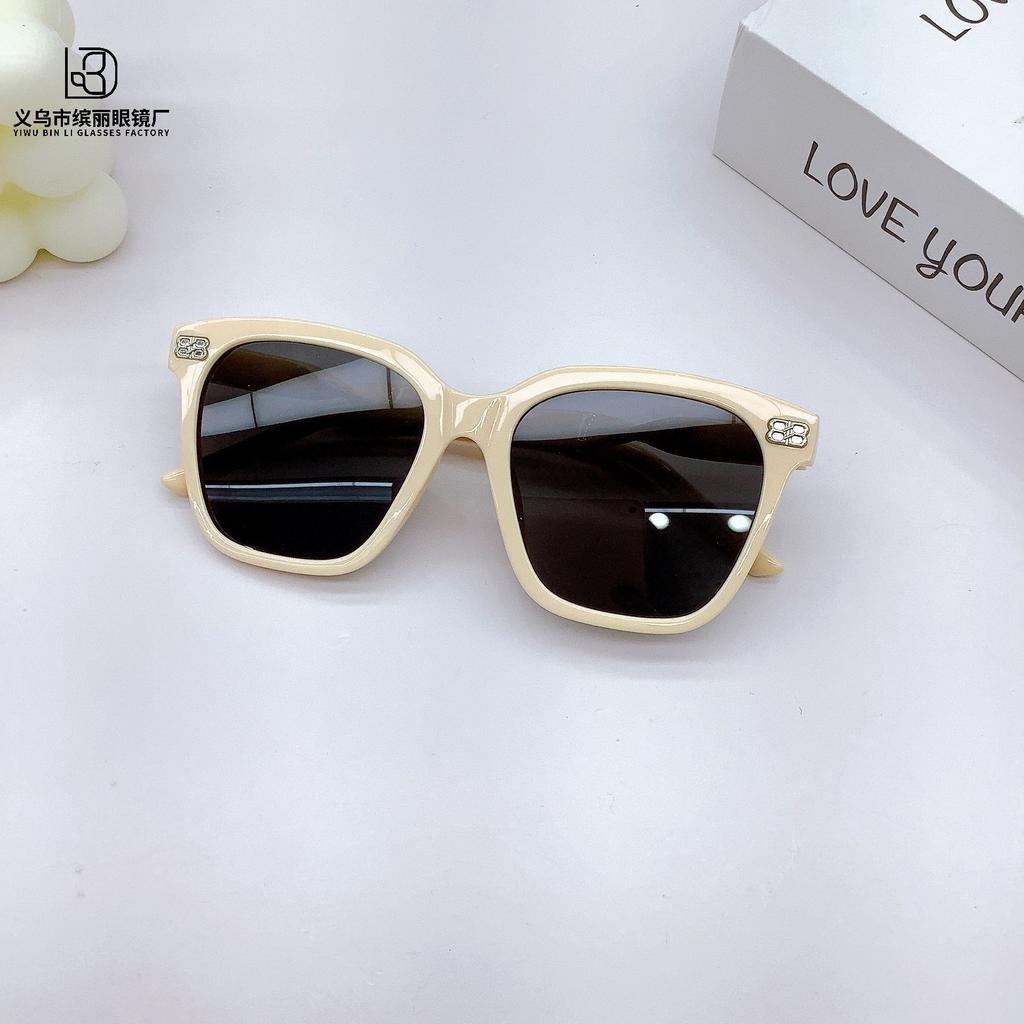 Fashion Children'S Sunglasses Sunscreen Sunshade Uv Protection Baby Sunglasses Travel Concave Beach Glasses