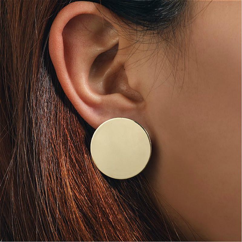 Круглые серьги гвоздики