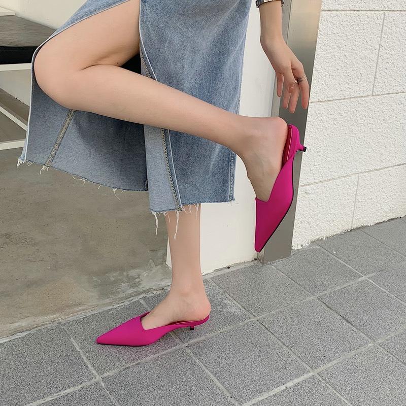 Spring Pointed Womens Mule Slippers Fashionable Candy Colored Womens Elegant Dress Sandals Square Low Heel Slippers