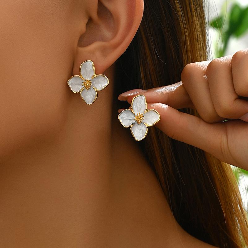 Trendy Personality Flower Stud Earrings For Women Girl French Ins Vintage 2025 Fashion Korean Wedding Romantic Jewelry Gifts