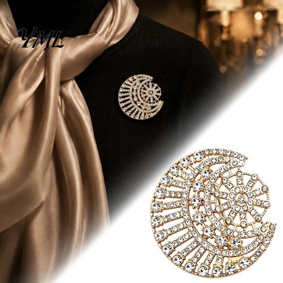 Rhinestone Jewelry Accessories Hollow Sun Moon Brooch, Metal Lapel Pin for Bag Decoration Men Women, Clothing Scarf Hat Daily Wear Brooch