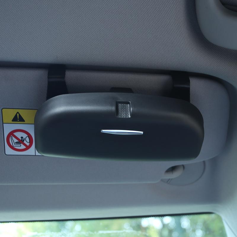 Автомобильные аксессуары Футляр для очков Держатель для солнцезащитных очков на солнцезащитном козырьке автомобиля Транспортное средство для Toyota Corolla CHR C-HR Rav4 Avensis Prius Yaris Prado