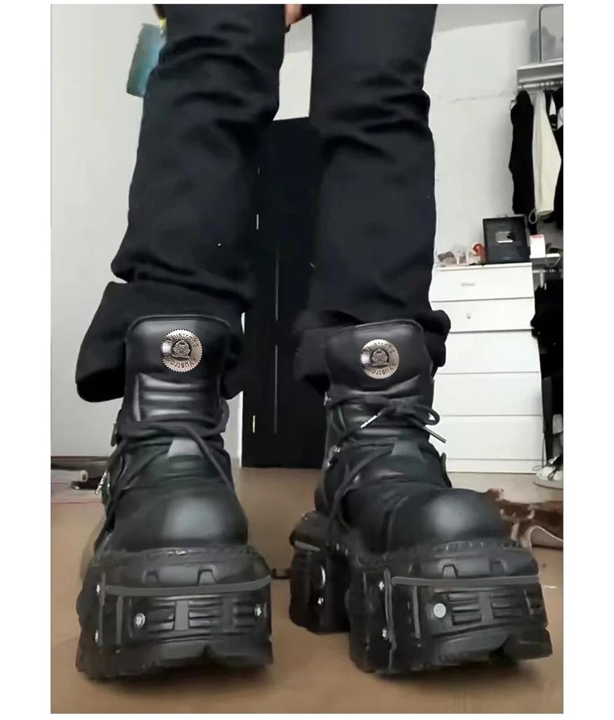 2025 Новые Ботинки Панк из Натуральной Кожи на Танкетке Короткие Ботинки Толстая Подошва Пряжка Шнуровка Уличные Мотоботы