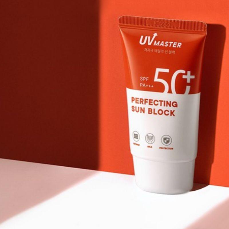 Tonymoly UV Master Perfecting Sunblock SPF50+ PA+++ 50 мл – Солнцезащитный крем для лица с высокой степенью защиты | Легкий ежедневный УФ-защитный крем K-Beauty
