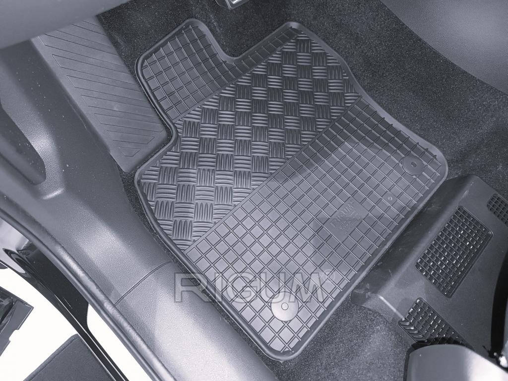 Bagażnik RIGUM 434064 + Dywaniki RIGUM 904055 - Volkswagen Tiguan Allspace SUV od 11.2017r. stop. AV2 Przód - ZAMONTOWANE