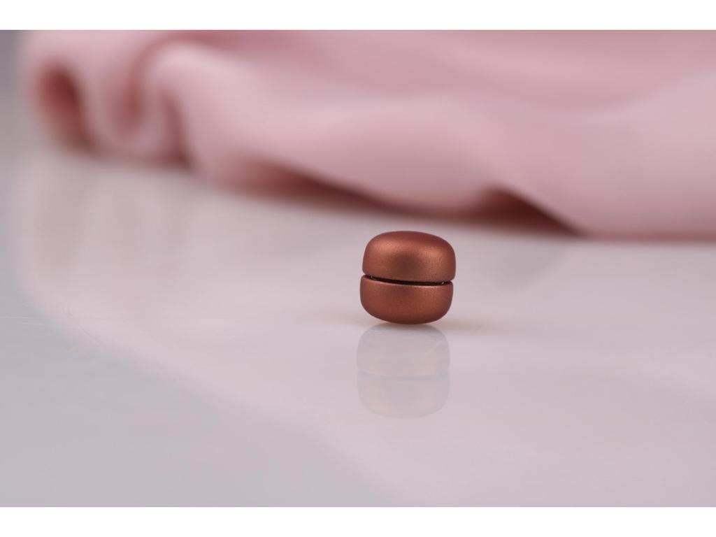 Магнитная брошь-зажим для шарфа «Макарон»: Не оставляющий следов, не повреждающий аксессуар для шали и головного платка.