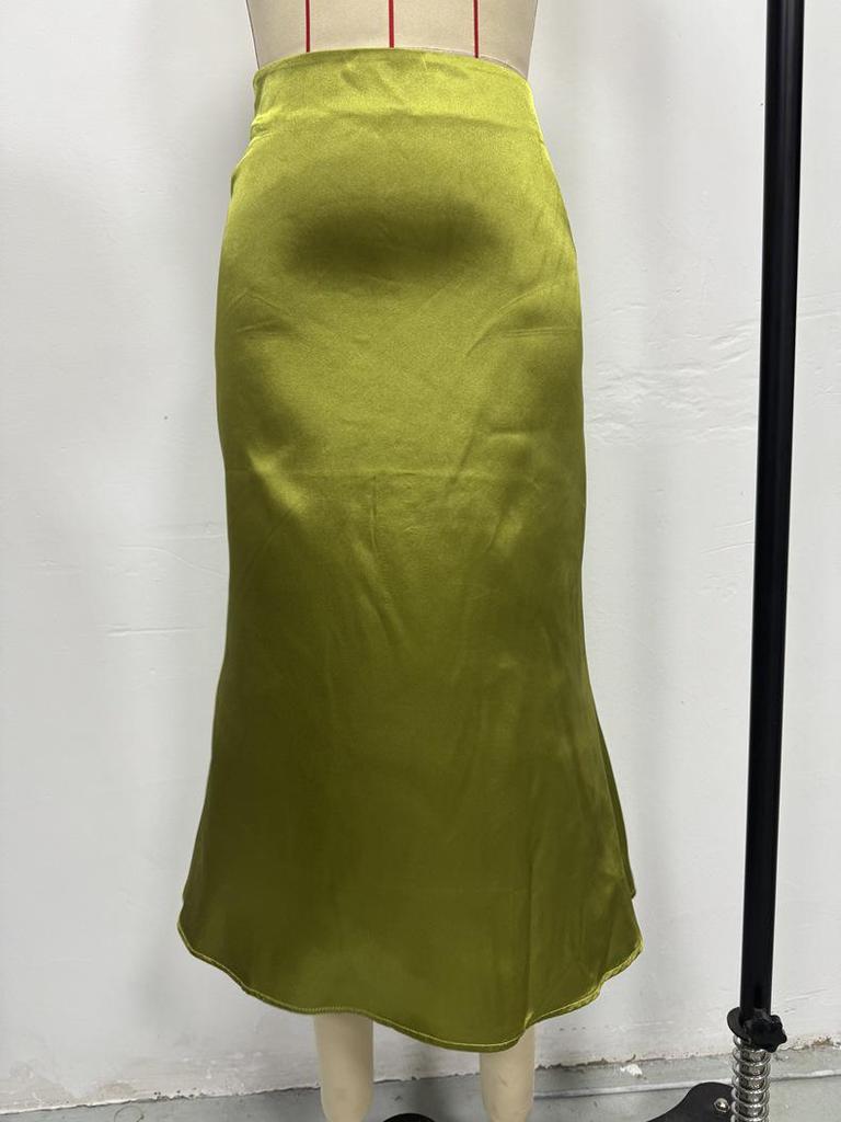 Женская атласная шелковая юбка-миди фасона "рыбий хвост" - Осенняя коллекция
