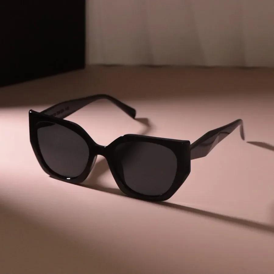 Retro Square Sunglasses Women Men Vintage Sun Glasses Female Male Fashion Black Ladies