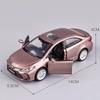 1/33 TOYOTA Corolla Hybrid Alloy Car Die Литая игрушечная модель автомобиля Звук и свет Детские игрушки Коллекционные предметы Подарок на день рождения