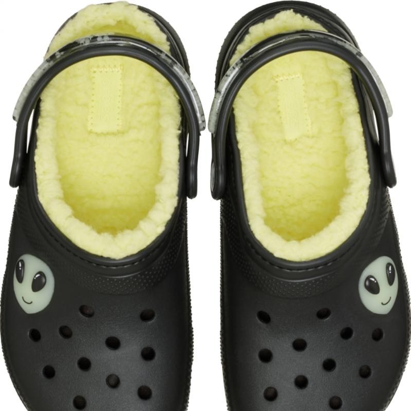 Crocs Классические утепленные клоги для детей 211636 001