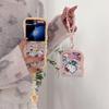 Мягкий защитный чехол из поликарбоната Hello Kitty с ремешком для серии Samsung Galaxy Z Flip