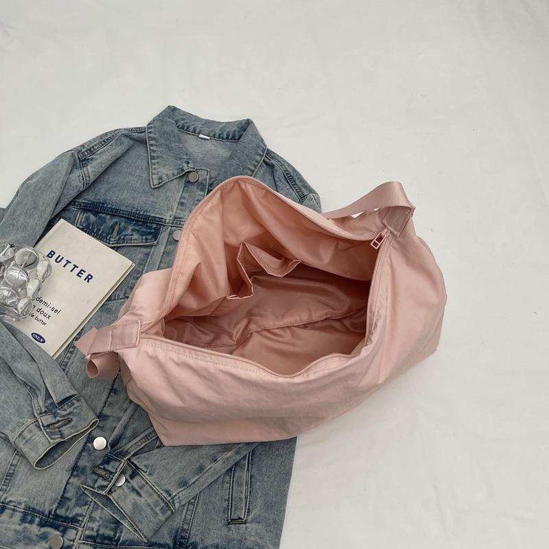 Сумка через плечо женская однотонная сумка через плечо легкая большая вместительная сумка