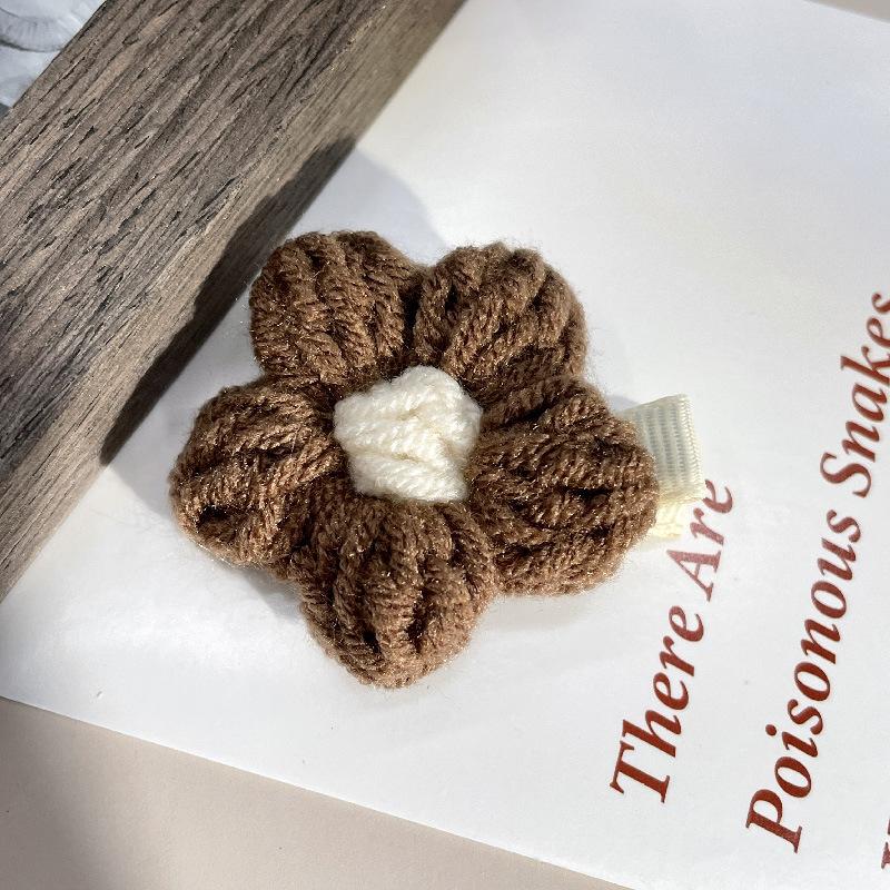 Cartoon Big Eyes Plush Ball Hairpins for Women Girls Funny Rainbow Color Ugly Doll Bangs Side Duck Bill Clips Barrettes Headwear