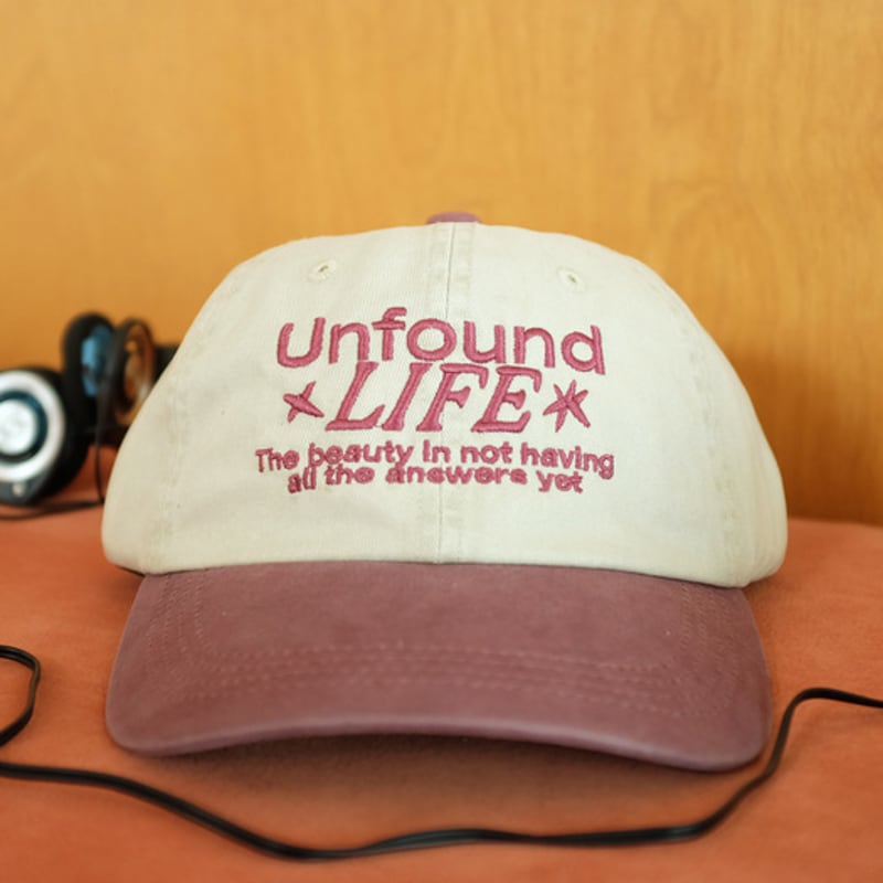 BALLOON FRIENDS MESSY ADVENTURE Unfound Life Two-Tone Washed Ball Cap Burgundy