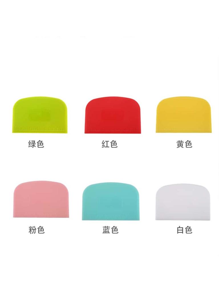 1 PC plastic kneading scraper, cutting surface and powder scraper, large baking tool, multifunctional scraper, kitchen cutting g