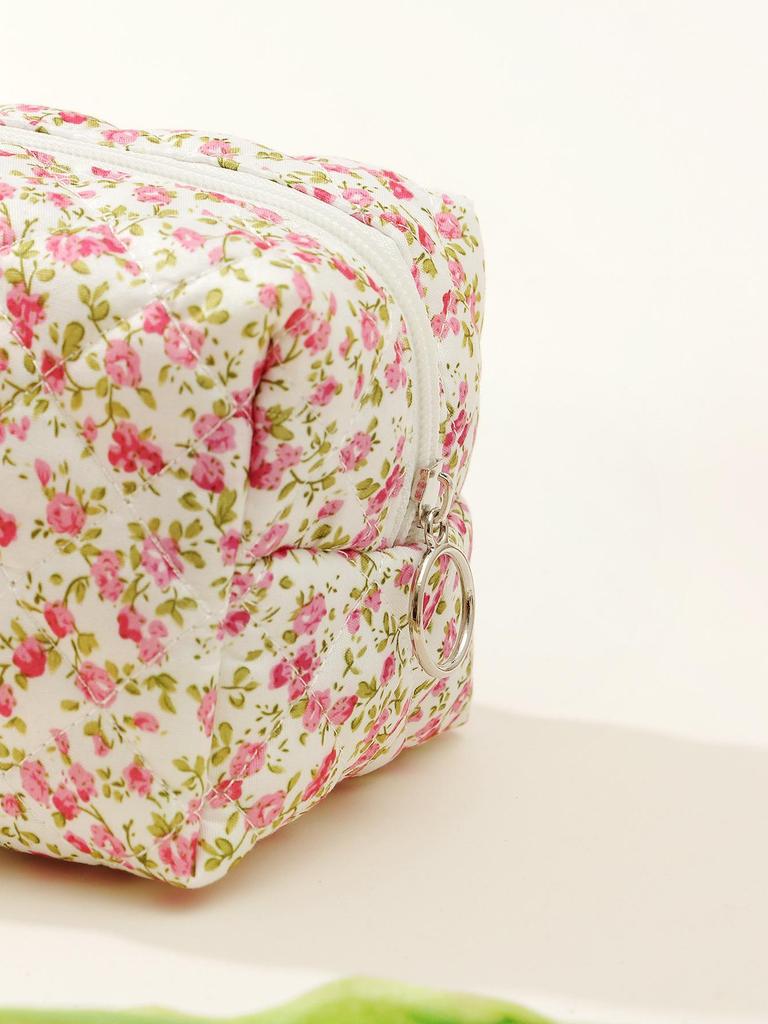 Стеганая хлопковая косметичка Berg Floral - маленькая, с милым цветочным дизайном для хранения в дороге