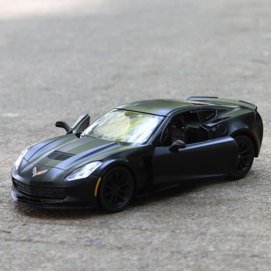 1:36 Corvette C7 Diecast Super Sport Car Model Toys For Boy Gifts Alloy Chevrolet Metal Car Models With Pull Back Vehicles