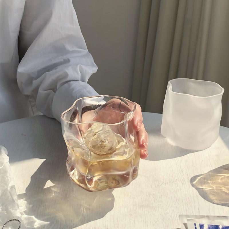 280ml/9.6oz Luxury Whiskey Glass High End Cocktail Glass Multi Colored Wine Glasses Party Bar Creative Irregular Twist Glass Cup